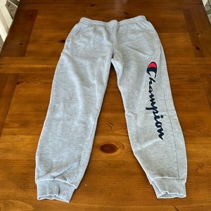 Champion Boys’ Joggers Size YL in Grey
